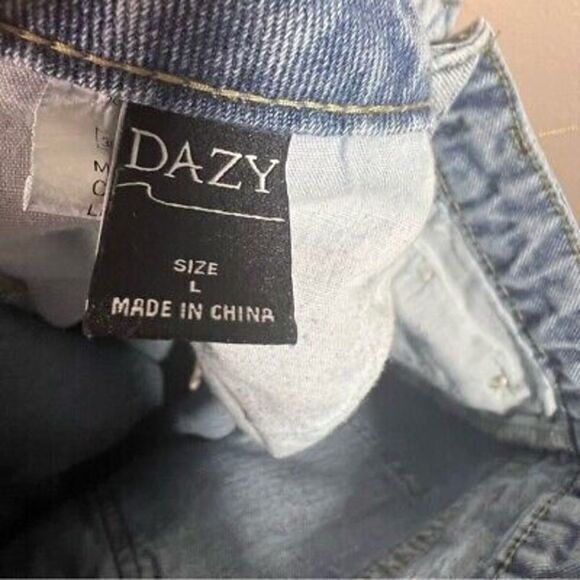 Dazy Womens Wide Leg Jeans Light Wash Distressed‎ Cotton Denim Size Large - Picture 6 of 9